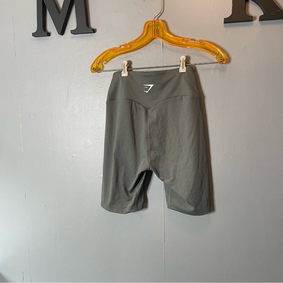 Gymshark Training Cycling Shorts - Charcoal Grey biker shorts athletic size med - Picture 6 of 11
